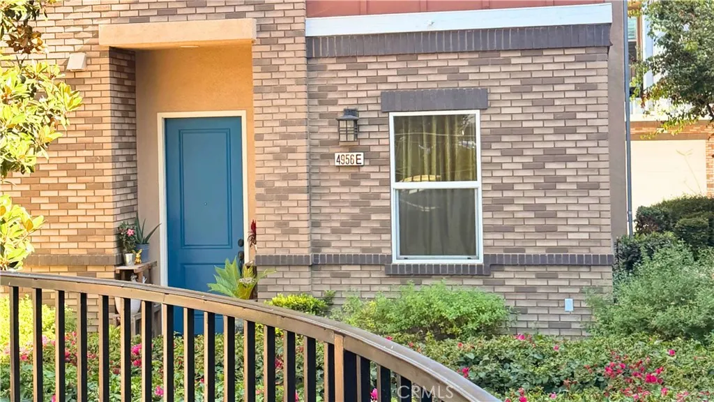 4956 Willow #E