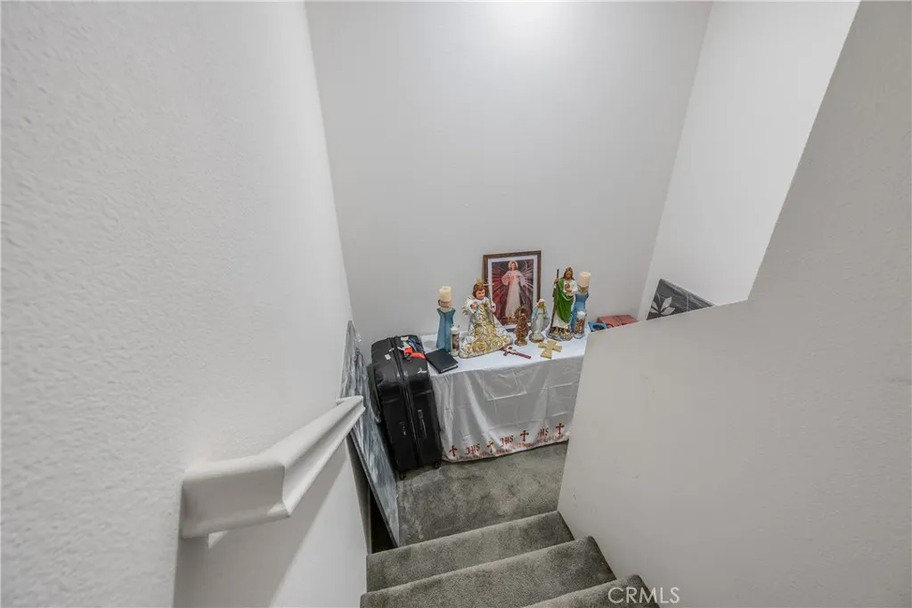 4956 Willow #E