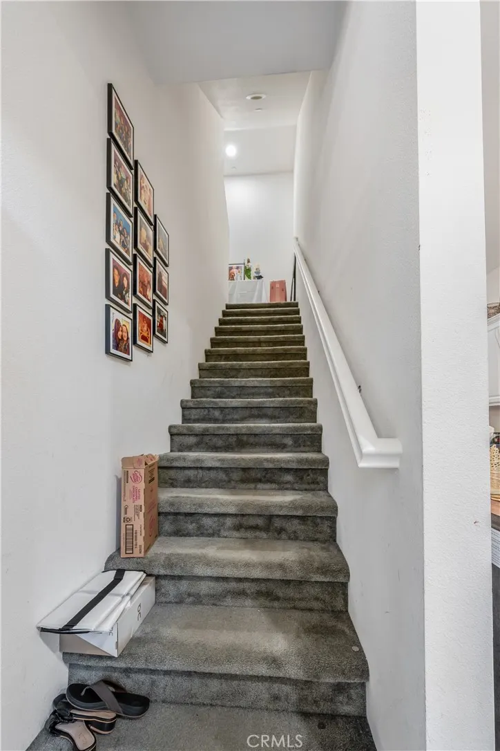 4956 Willow #E