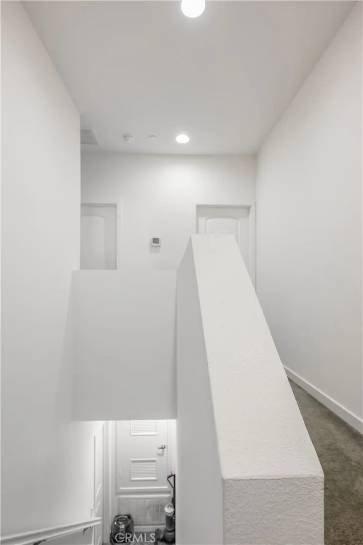 4956 Willow #E