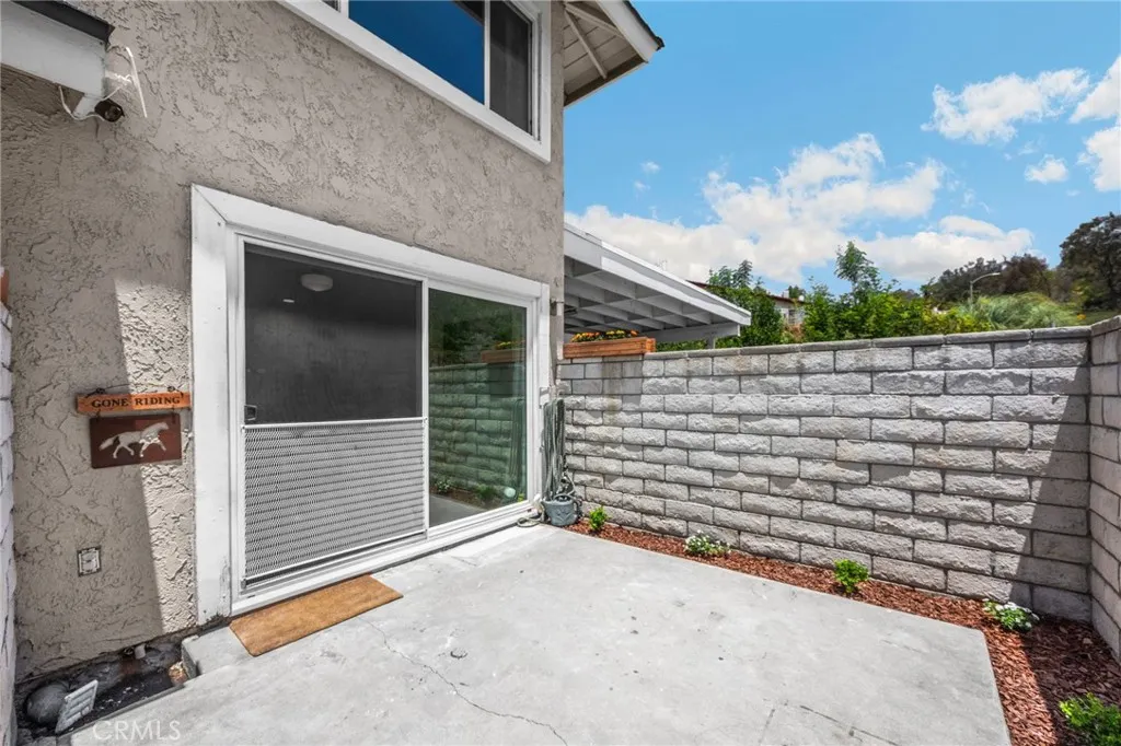 2148 Eveningside