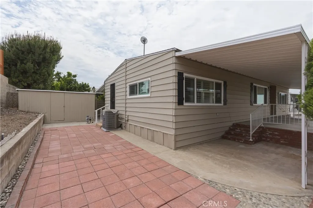 2320 Lake Glen #51