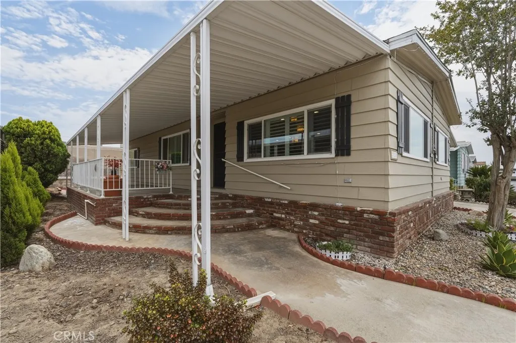 2320 Lake Glen #51