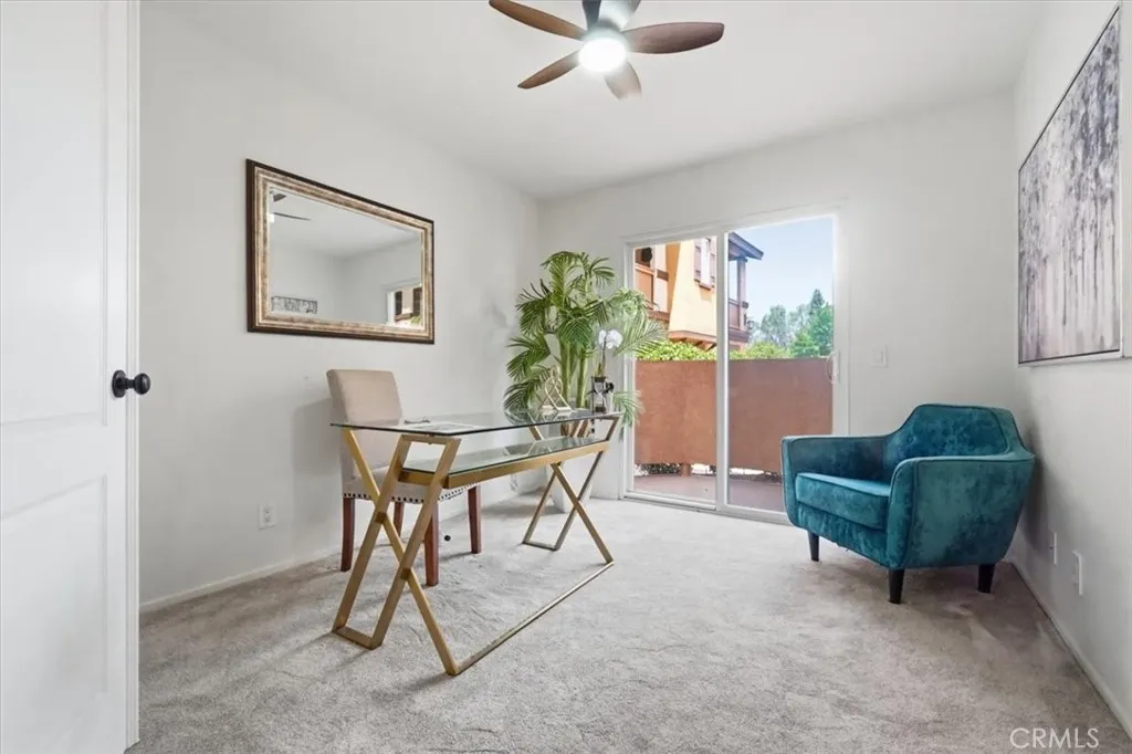 511 N Lark Ellen #F