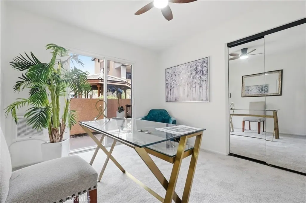 511 N Lark Ellen #F
