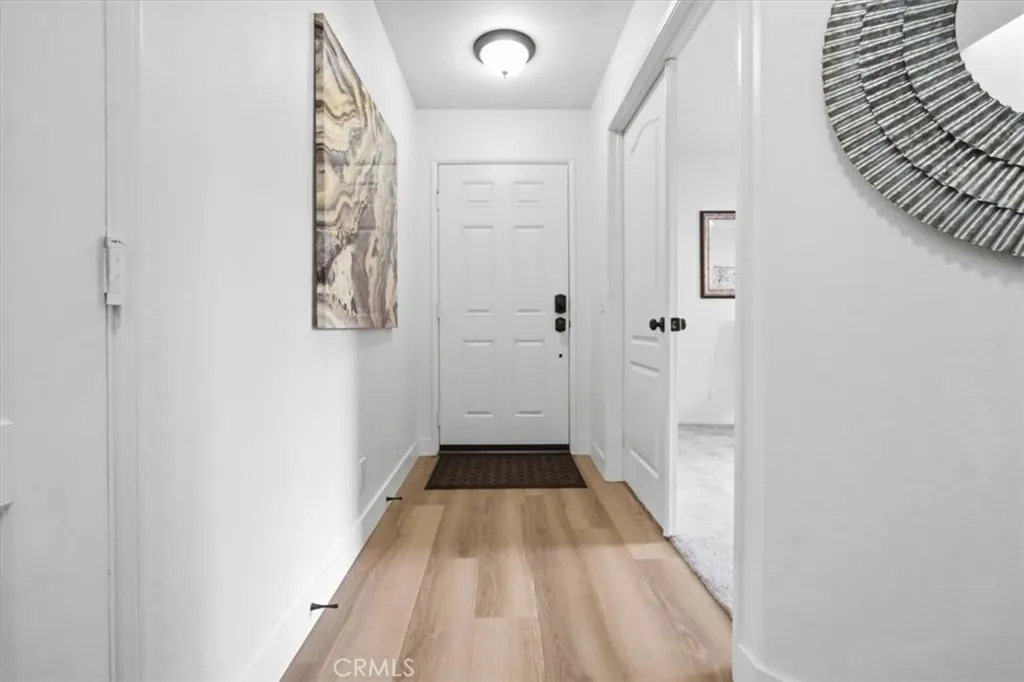 511 N Lark Ellen #F