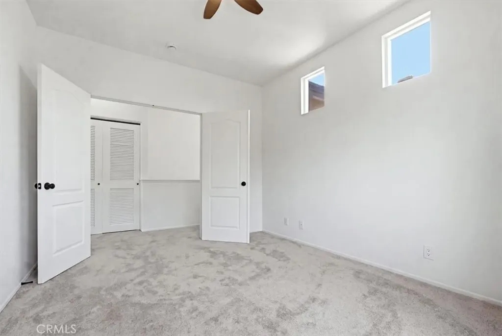 511 N Lark Ellen #H