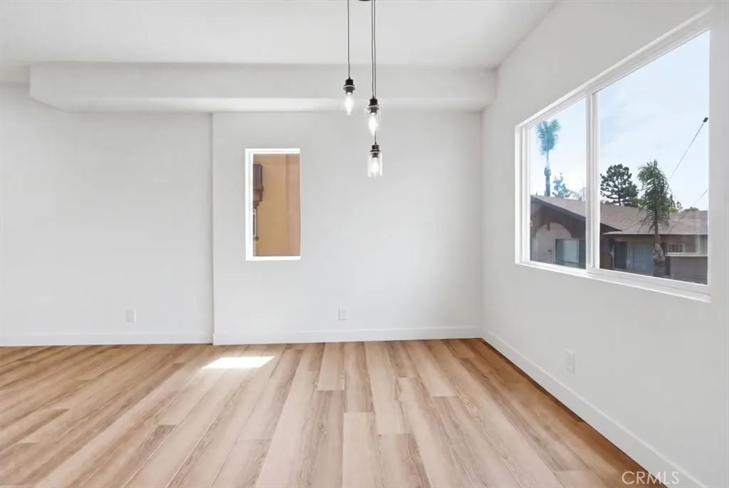 511 N Lark Ellen #H