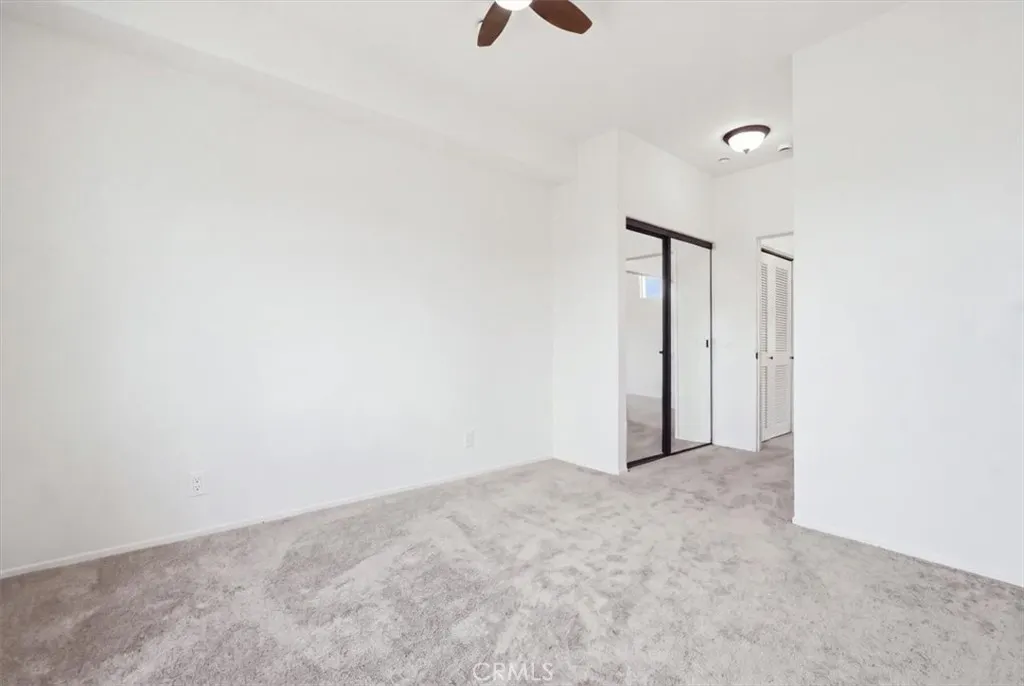 521 N Lark Ellen #D