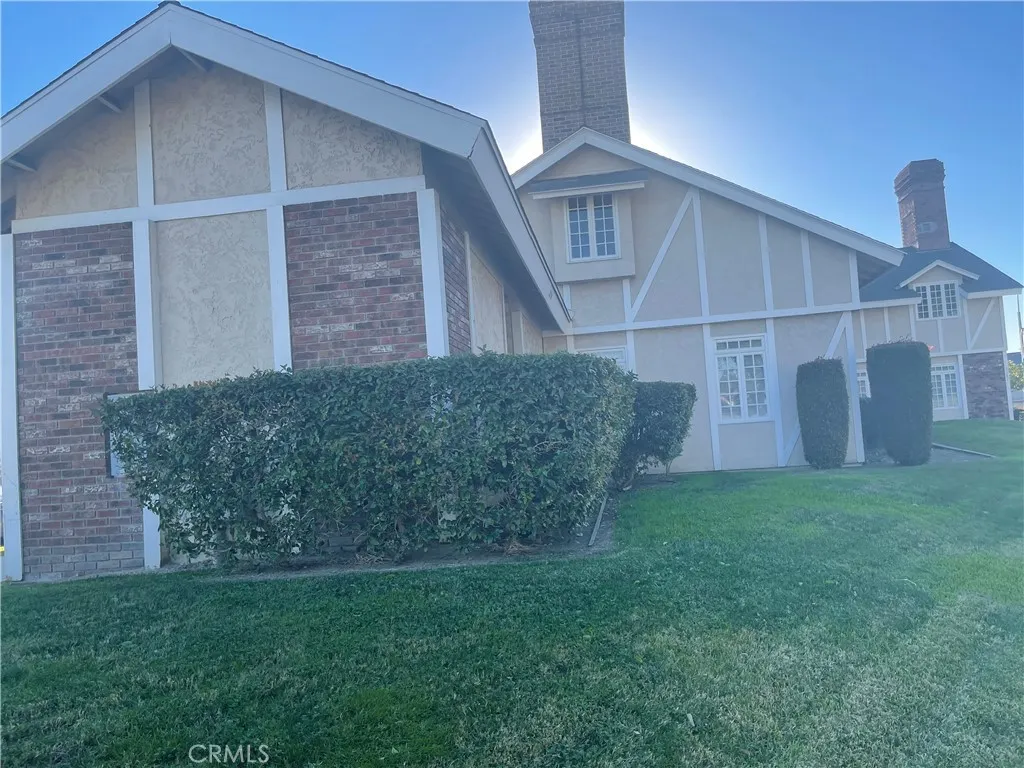 2270 Rosecrans