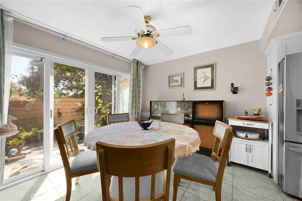 1402 Vista Grande