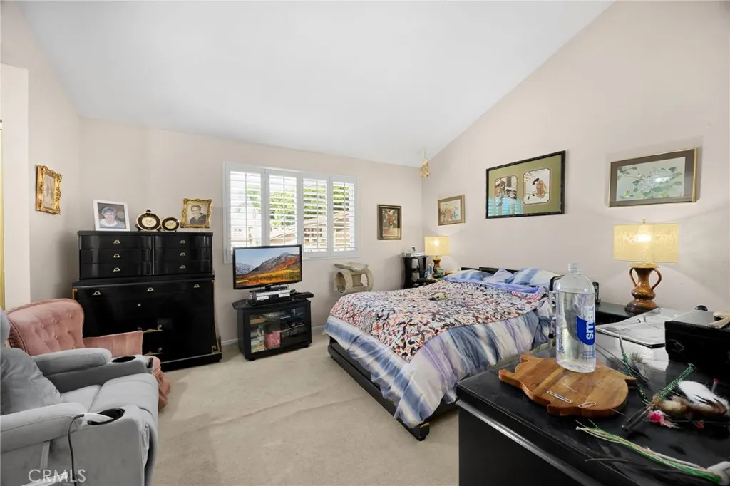 1402 Vista Grande