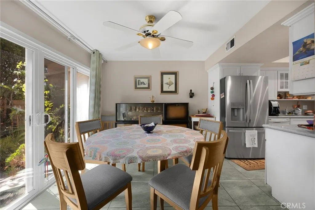 1402 Vista Grande