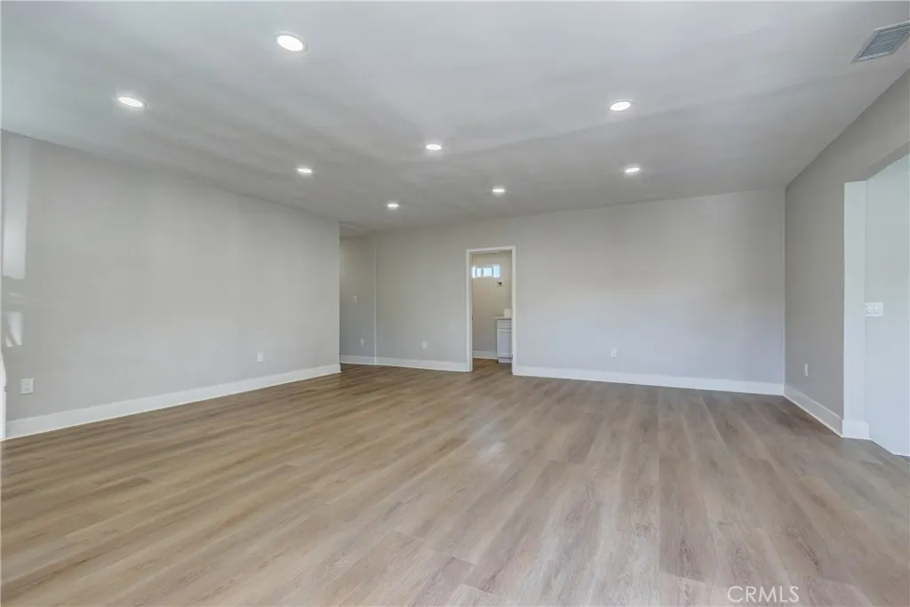 1615 Eastford