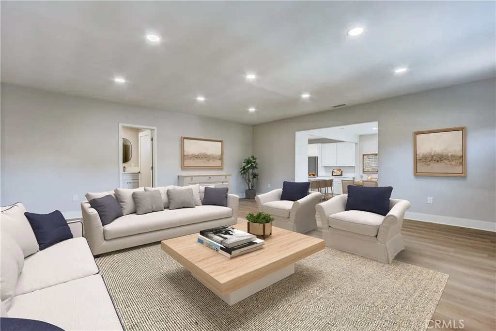 1615 Eastford