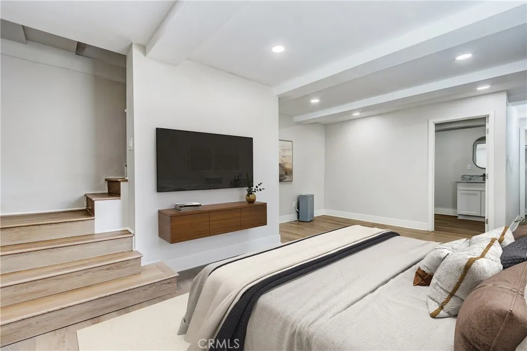 1615 Eastford