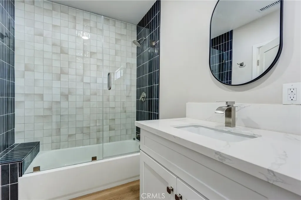 1615 Eastford