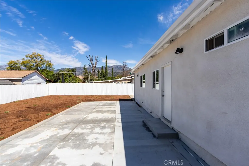 1615 Eastford