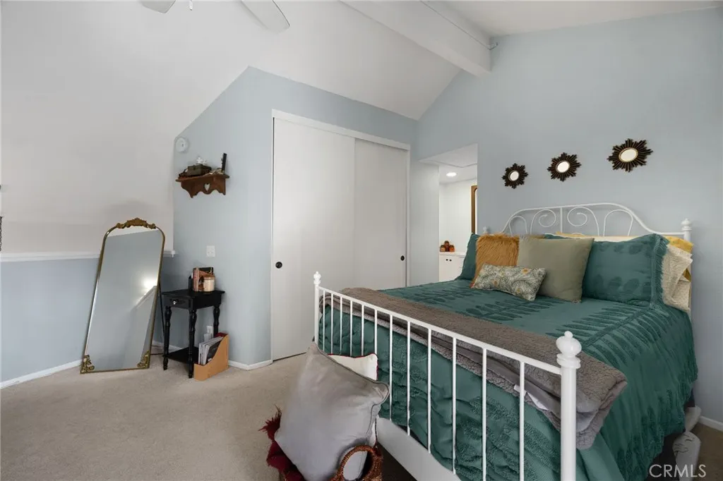 2773 Pine Creek