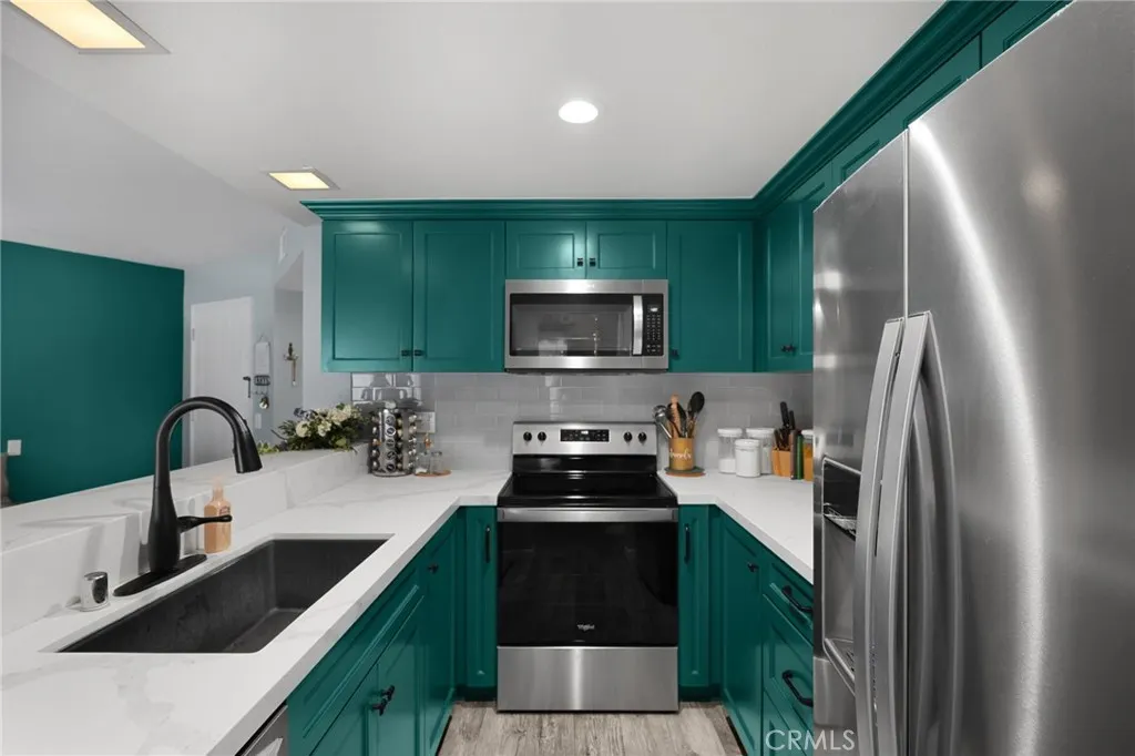 2773 Pine Creek