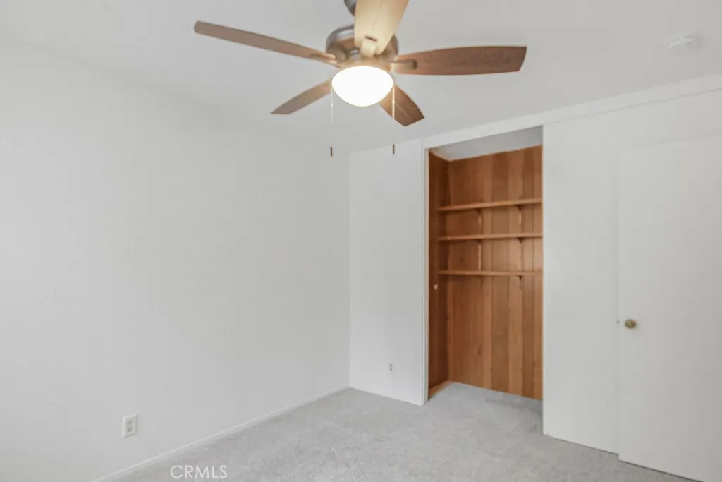 670 W Glenwood