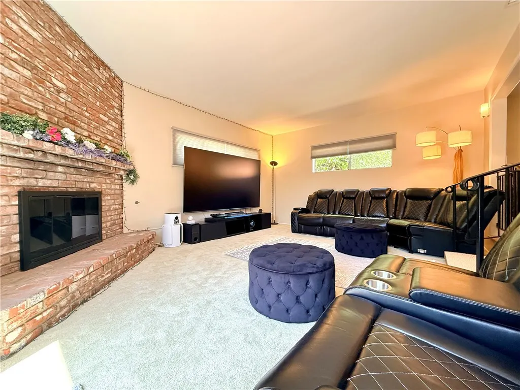 243 E Harrison
