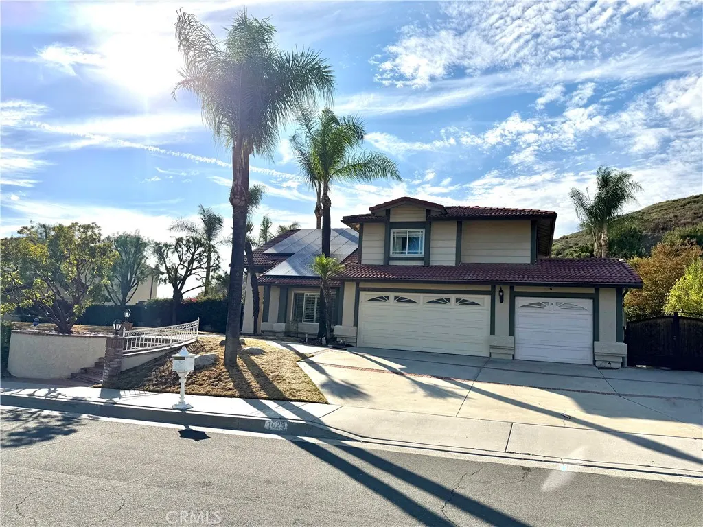1023 Fountain Springs