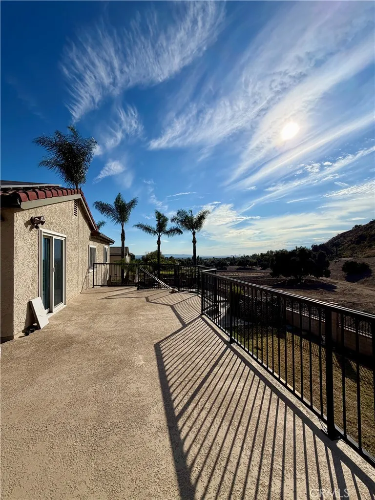 1023 Fountain Springs