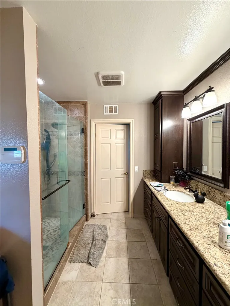 1023 Fountain Springs
