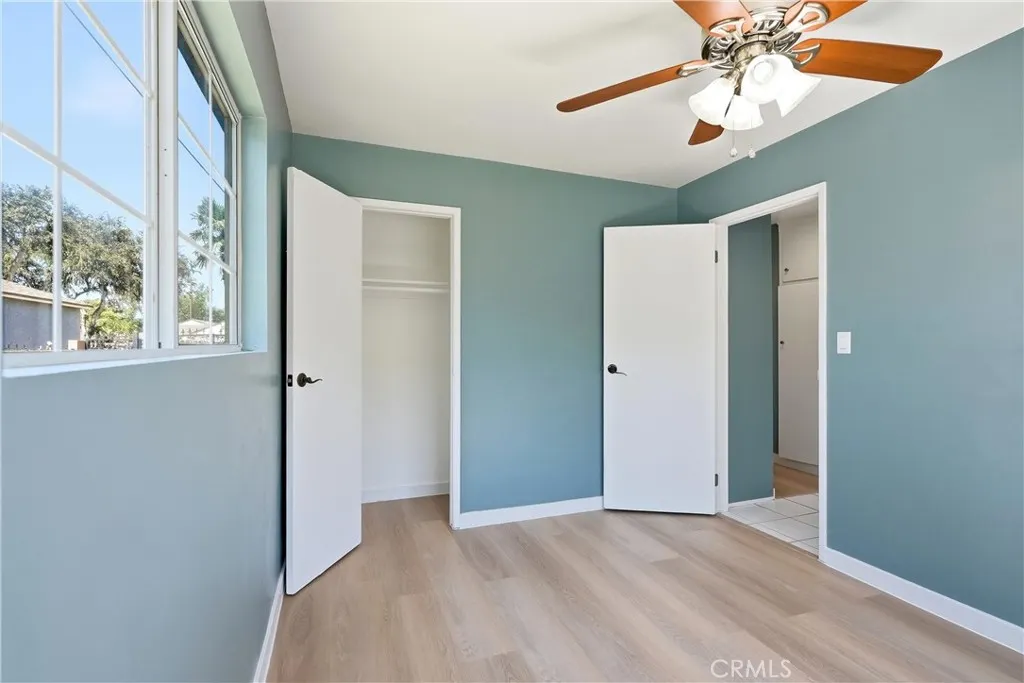 206 E Rosslynn