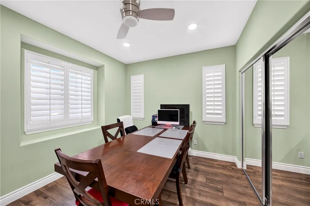 523 S Primrose