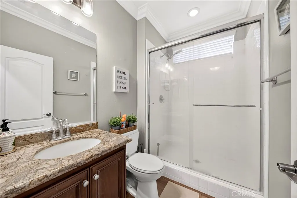 523 S Primrose