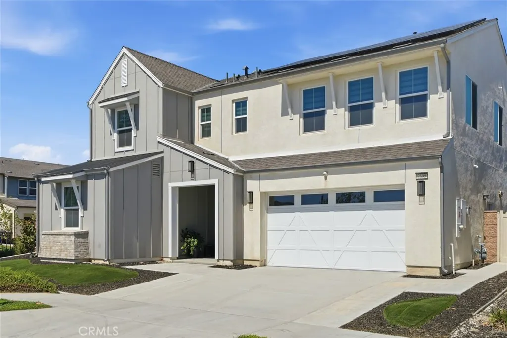 2605 E Tatum Lane