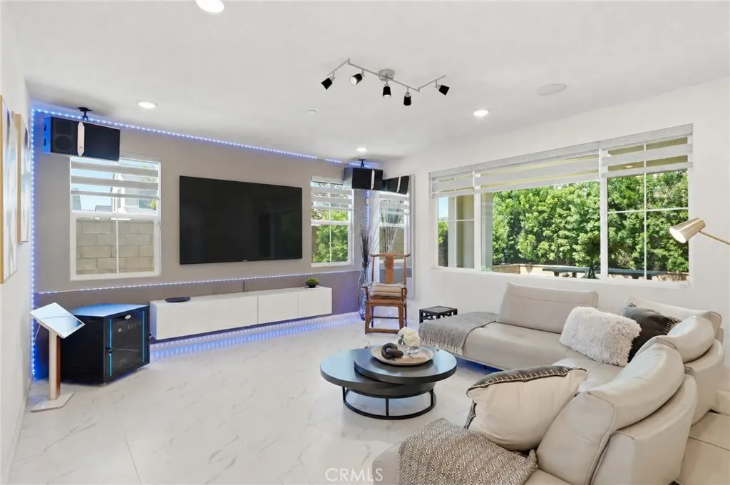 2605 E Tatum Lane