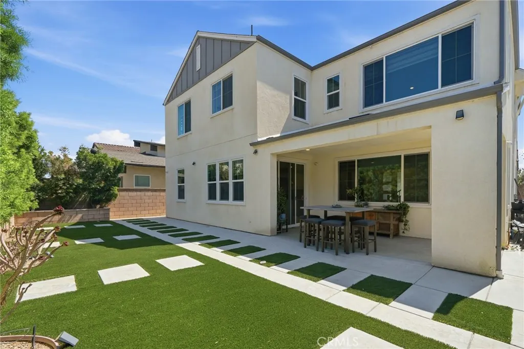 2605 E Tatum Lane