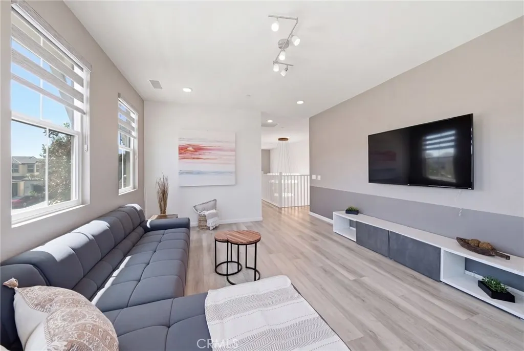 2605 E Tatum Lane