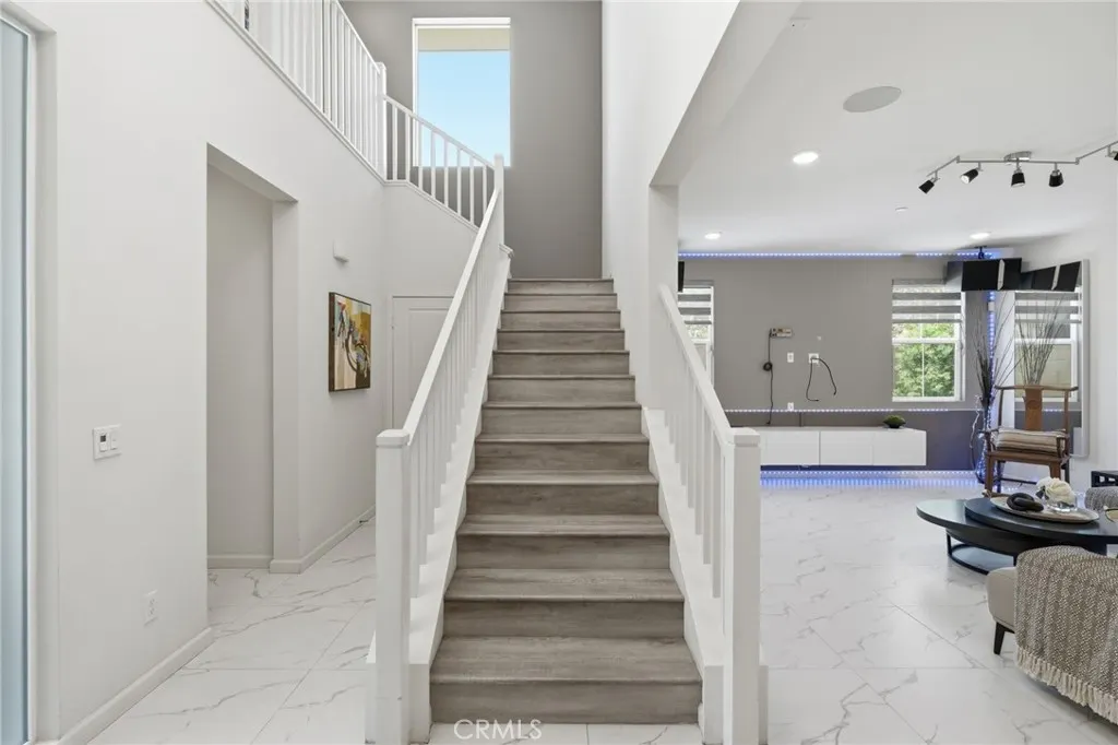 2605 E Tatum Lane