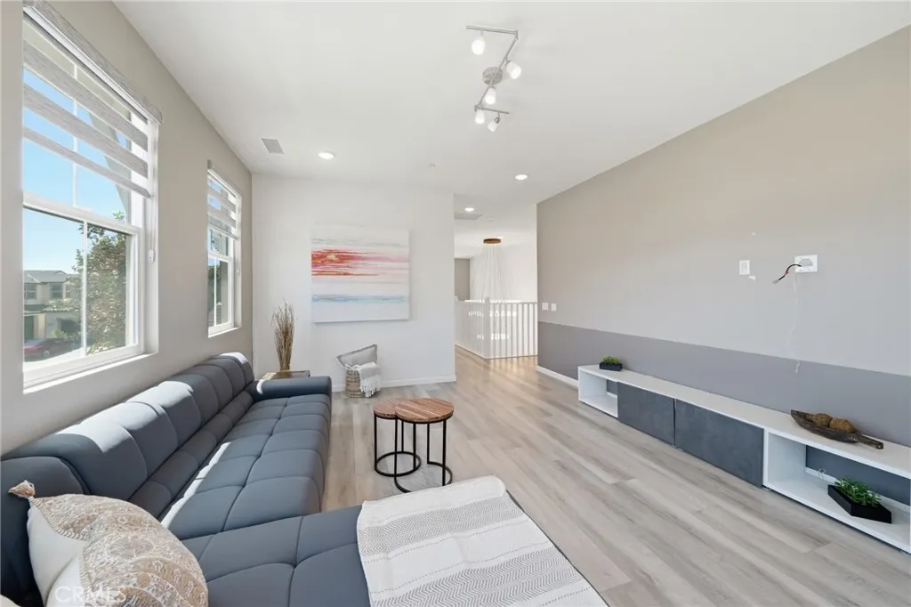 2605 E Tatum Lane