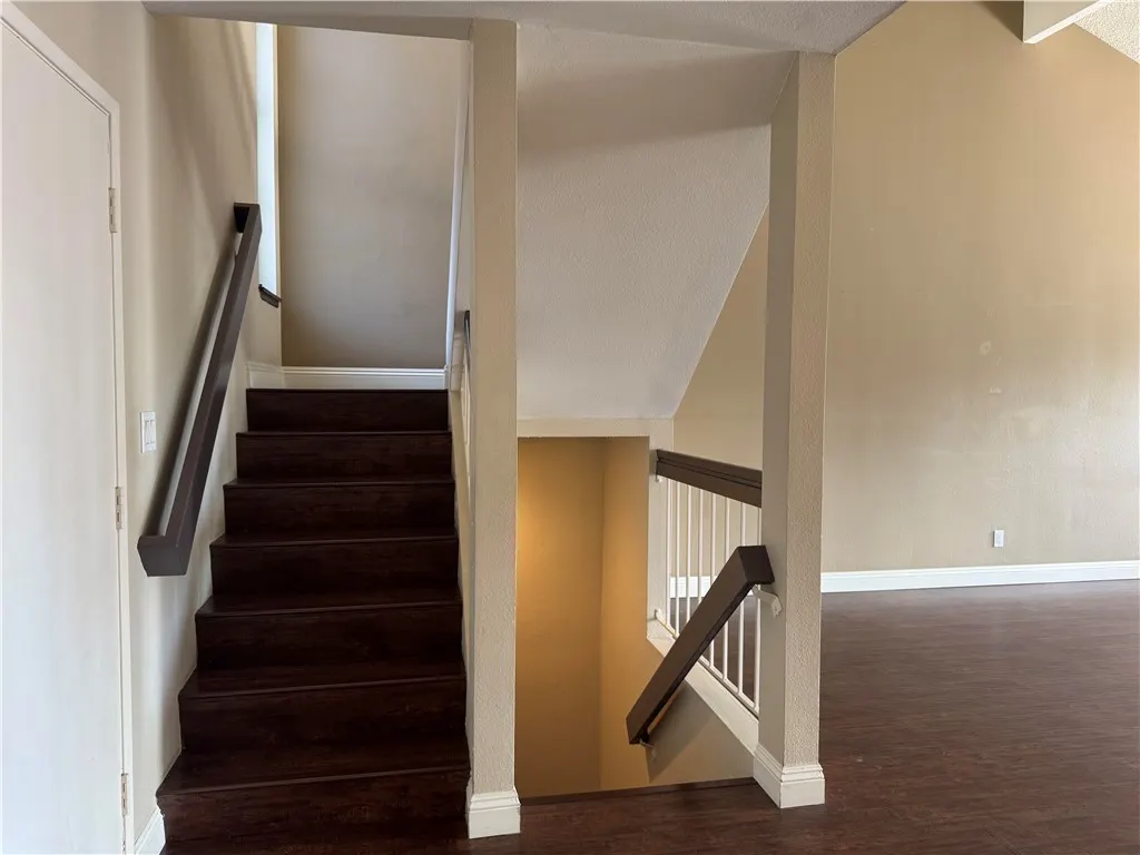2310 Applewood