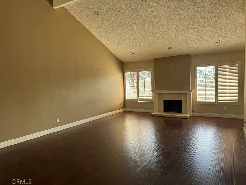 2310 Applewood
