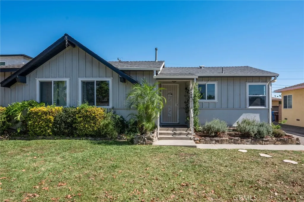 1008 League Avenue