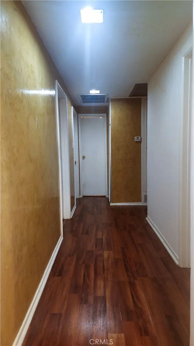 423 E Francisquito