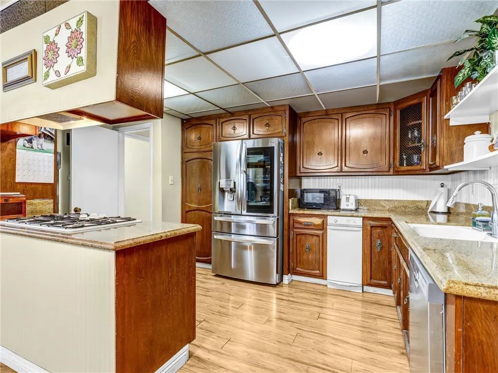 12834 Salisbury