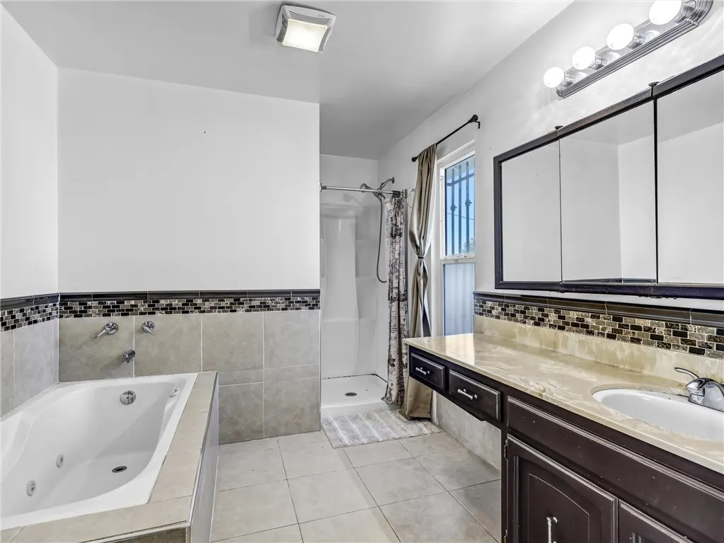 12834 Salisbury