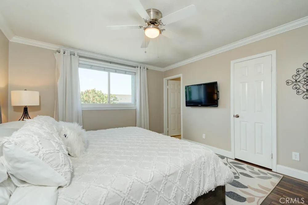 900 W Sierra Madre #65