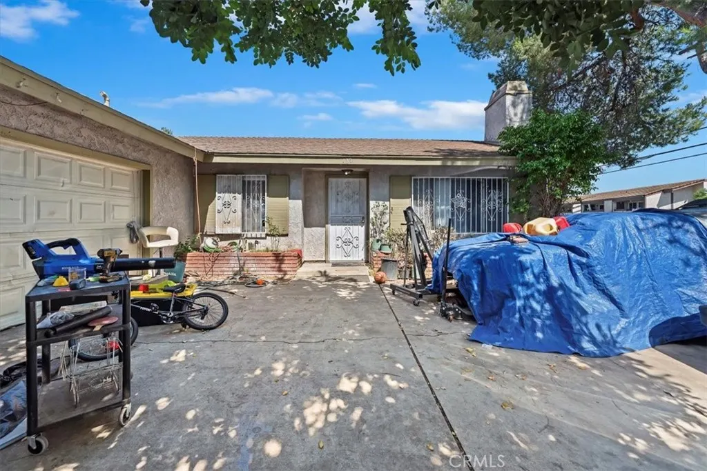 435 Leverett