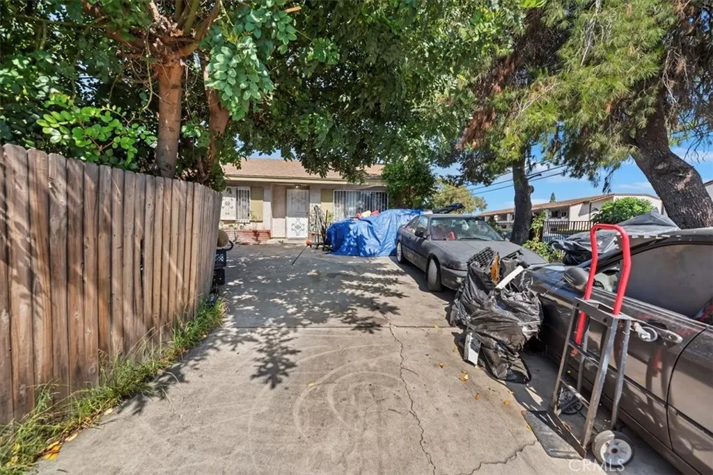 435 Leverett