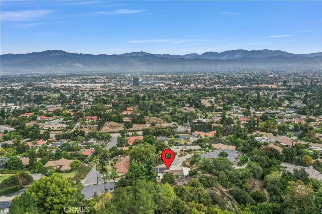 3146 E Los Cerillos Drive