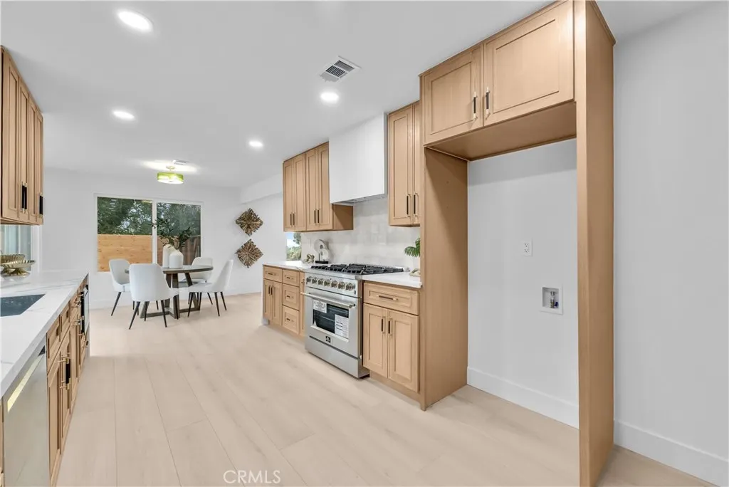 3146 E Los Cerillos Drive