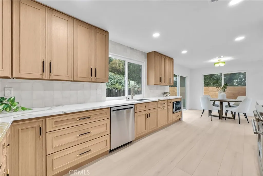3146 E Los Cerillos Drive